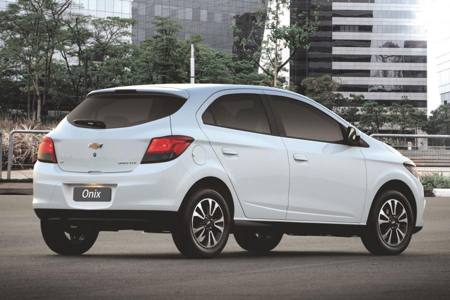  Chevrolet Onix 2012 года  (фото 43 из 113)